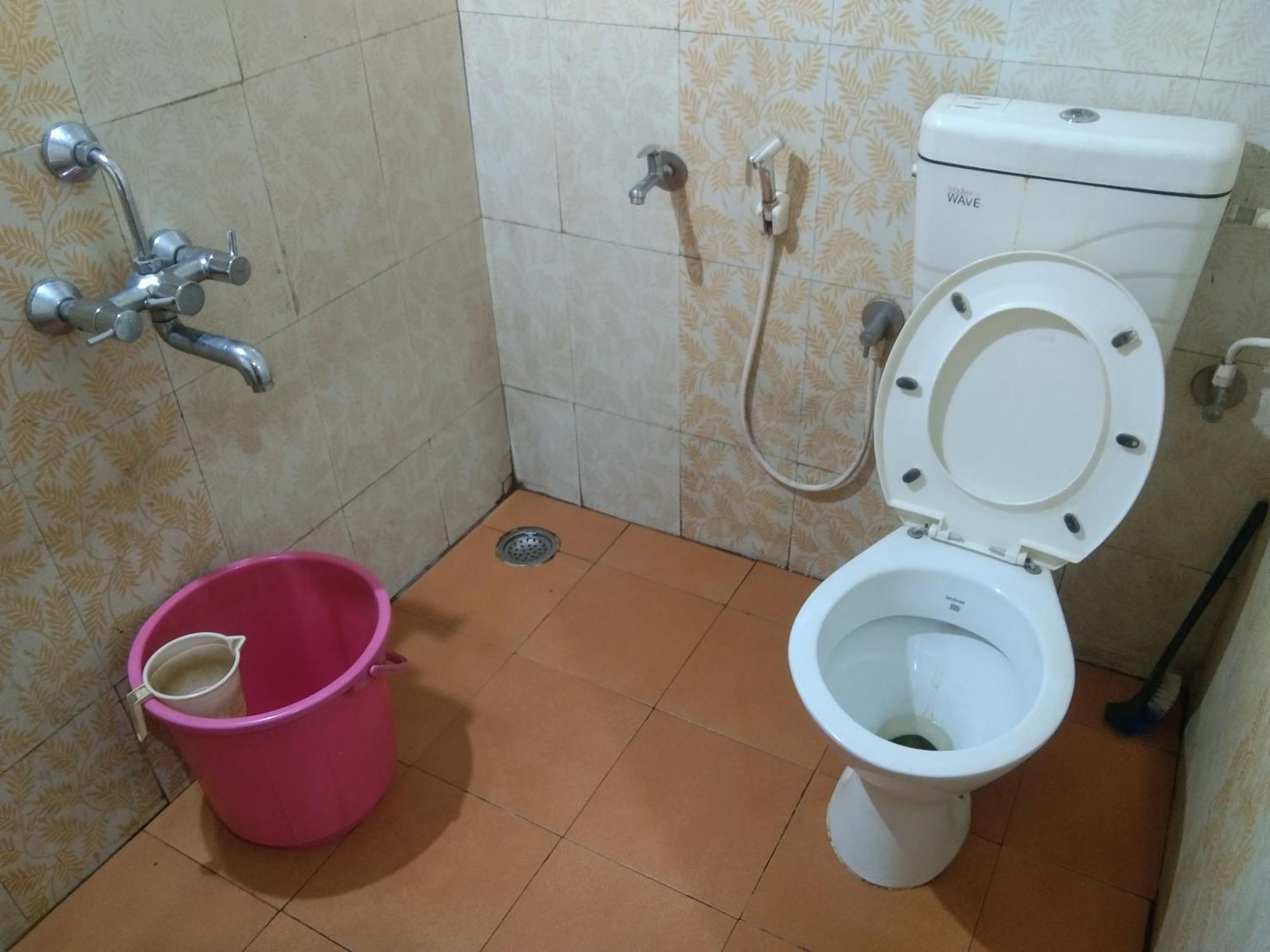 Samz Estate Stay 2Bhk 마디케리 외부 사진